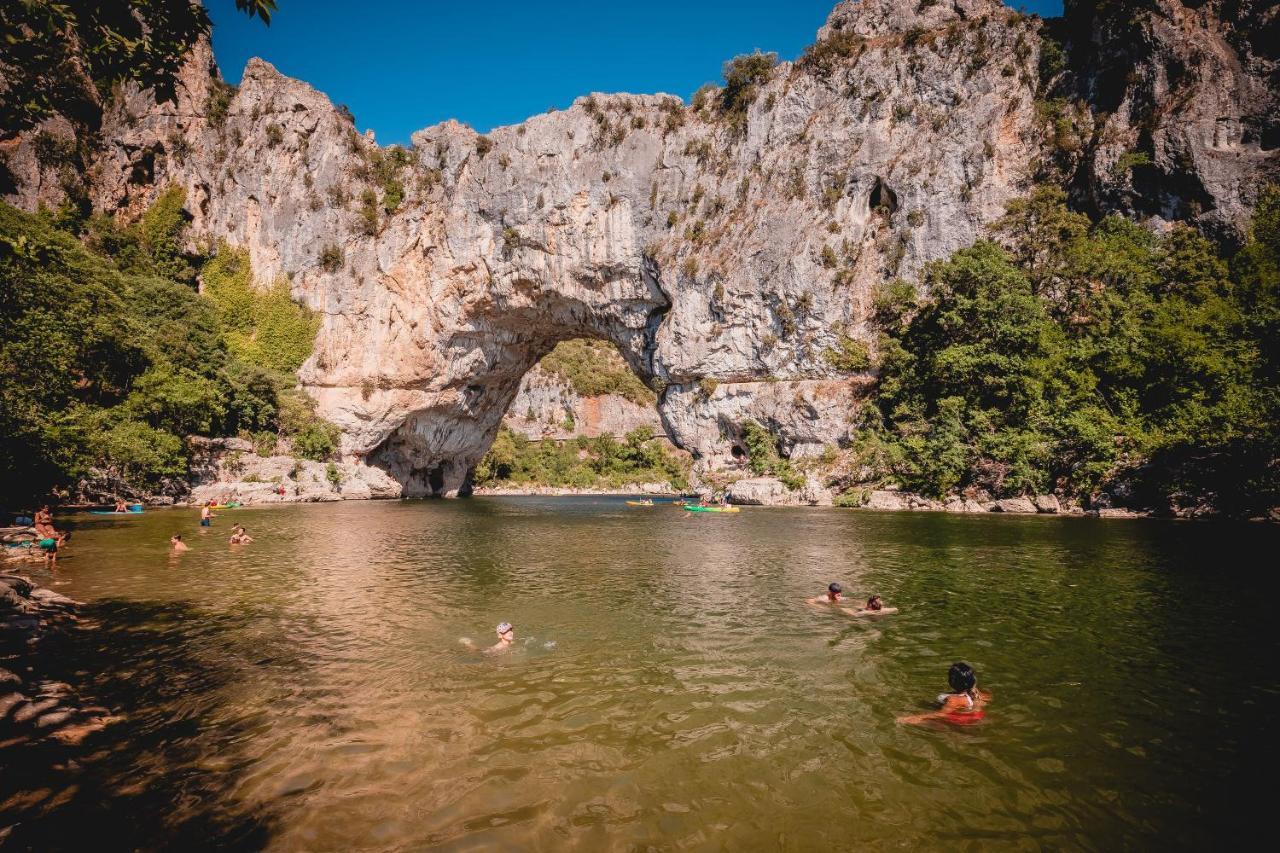 Rives D'Arc Hotel Vallon-Pont-d'Arc Bagian luar foto